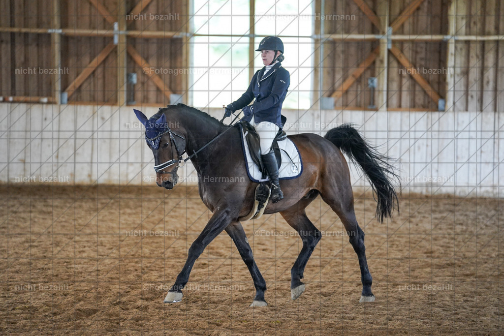 20230520-FAH05502 | Frühjahrsturnier, Landsberg am Lech, 2023, Reitclub Landsberg, Turnierbilder, Fotos Turnier Landsberg, Fotoagentur Herrmann, Turnierfotografen Bayern, Reitsport Fotograf, Pferde Fotograf