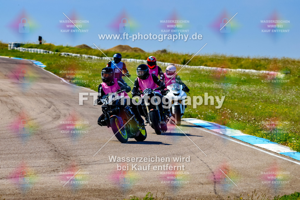 051-3788 | Hier findet Ihr Bilder von Touristenfahrten auf der Nürburgring Nordschleife oder von anderen Veranstaltungen die ich besucht habe. Viel Spass beim Durch Schauen 