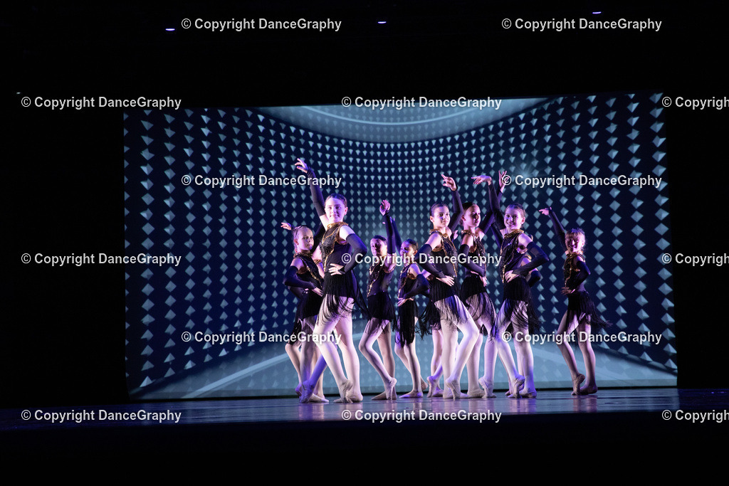 GPHY6202 | DanceGraphy - Realisiert mit Pictrs.com