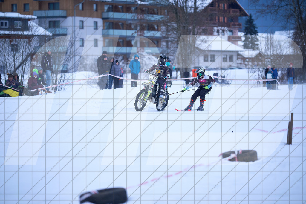 11. Holzknecht Skijöring | Skijöring am 24.01.2026: 11. Holzknecht Skijöring in Gosau am Dachstein, Oberösterreich, ÖsterreichFoto: © 2026 Martin Bihounek | mb-creative.eu