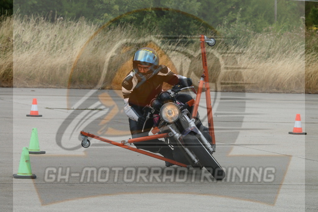 IMG_3298 | gh-motorradtraining-foto.de - Realisiert mit Pictrs.com