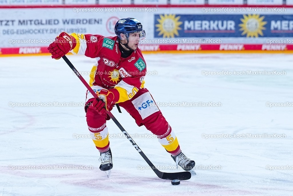 xYDRx20022601040 | 20.02.2026, xydrx, Eishockey, DEL2, Düsseldorfer EG - EV Landshut, PSD Bank Dome Düsseldorf: Nicolas Geitner (Düsseldorfer EG #5)   Photo: xYannisxDreimannxPressefotoKochx