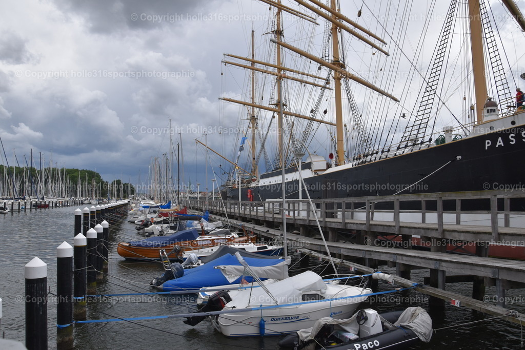 DSC_0026 | Sportfotografie , Motorsport, Motoross, Reitsport, Mointainbike, Enduro,
Landschaft , Outdoor, Eventfotografie, Landschaft, Bilder online bestellen - Realisiert mit Pictrs.com