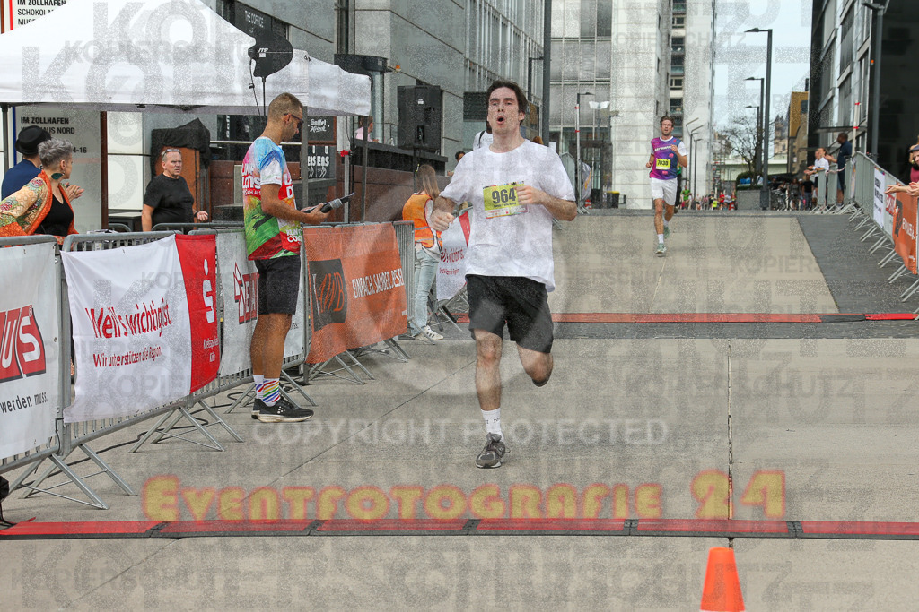 250920_1321_EX1_4125 | Sportfotografie im Rhein-Sieg Kreis, Köln, Bonn, NRW, Rheinland Pfalz, Hessen, etc. Unser Tätigkeitsfeld umfasst den Laufsport vom Volkslauf über den Marathon, Duathlon, Triathon bis zum Ultralauf wie Kölnpfad Ultra oder Schindertrail.