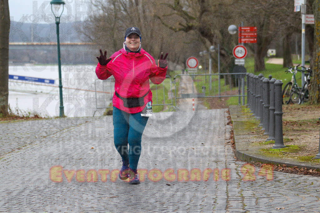 231231_1031_EV4_8927 | Sportfotografie im Rhein-Sieg Kreis, Köln, Bonn, NRW, Rheinland Pfalz, Hessen, etc. Unser Tätigkeitsfeld umfasst den Laufsport vom Volkslauf über den Marathon, Duathlon, Triathon bis zum Ultralauf wie Kölnpfad Ultra oder Schindertrail.