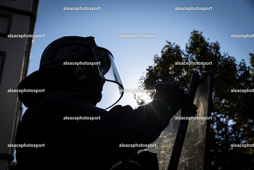 _B7A9186 | manifestation de lycéens à Strasbourg, le 6 octobre 2026, dans le cadre d’un mouvement national de protestation contre les conditions d’apprentissage. - Realisiert mit Pictrs.com