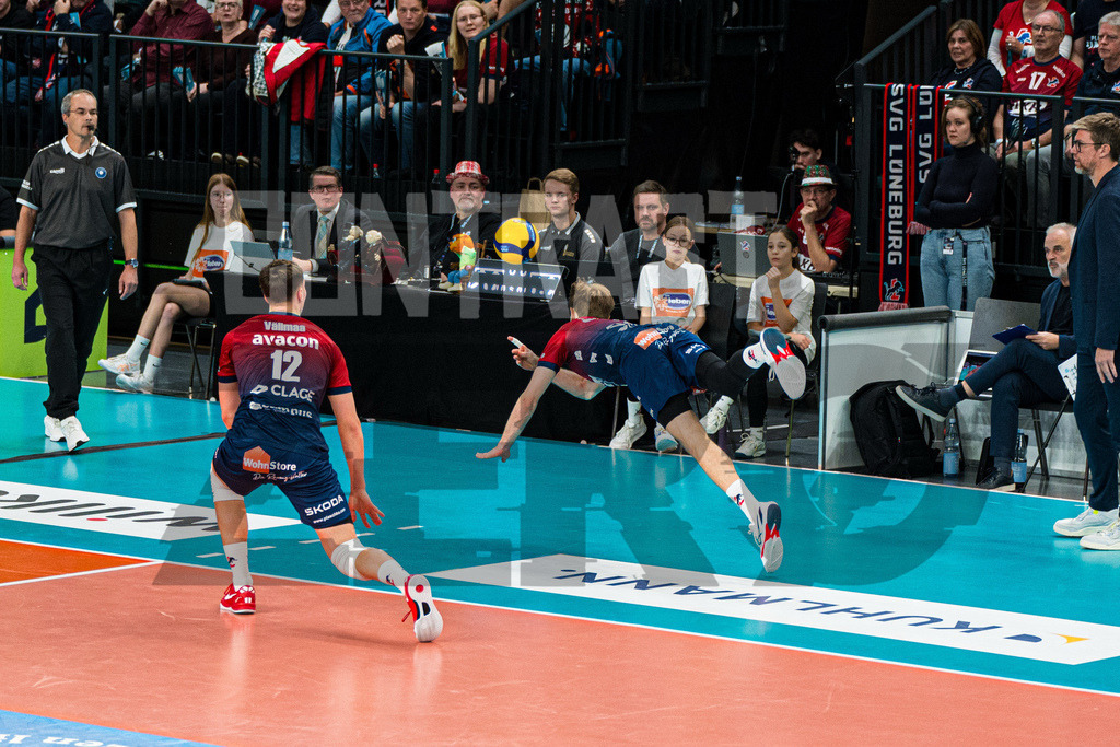 Volleyball I Herren I Saison 2025/2026 I DVV Pokal I Halbfinale I SVG Lüneburg - SWD powervolleys Düren | CONTRAST ZERØ MEDIA - Realisiert mit Pictrs.com