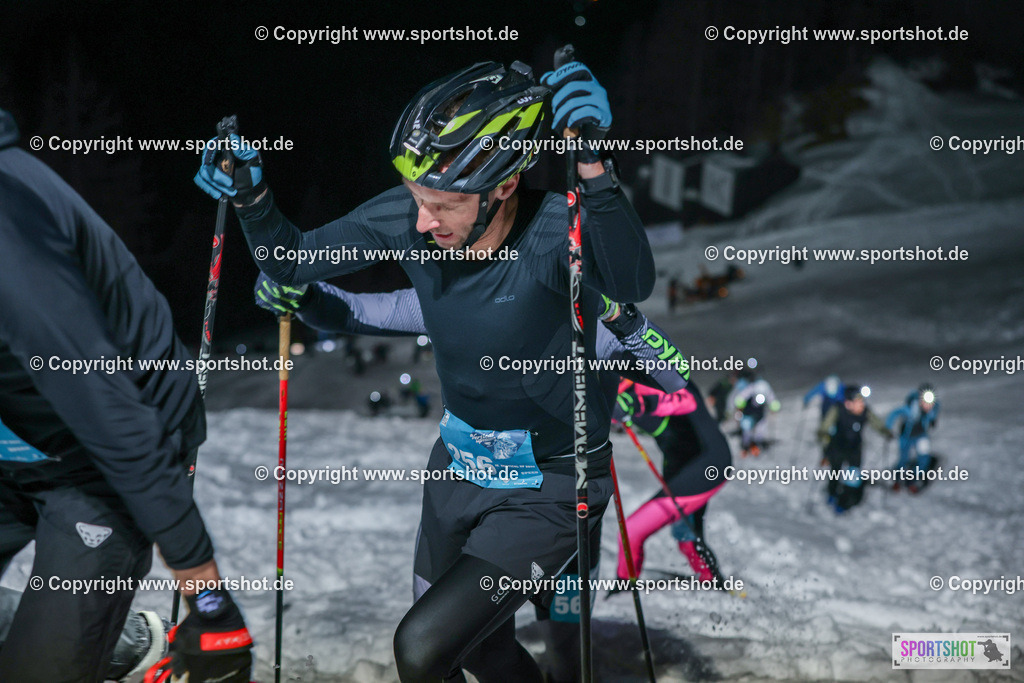 007A8714 | Rund um das Thema Sport-Event-Fotografie & individuelle Teilnehmerfotos. Jeder Teilnehmer wird fotografiert.