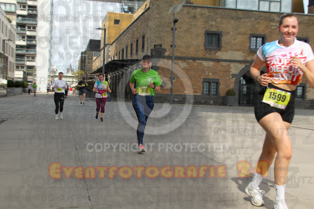 250920_1334_EV4_6080 | Sportfotografie im Rhein-Sieg Kreis, Köln, Bonn, NRW, Rheinland Pfalz, Hessen, etc. Unser Tätigkeitsfeld umfasst den Laufsport vom Volkslauf über den Marathon, Duathlon, Triathon bis zum Ultralauf wie Kölnpfad Ultra oder Schindertrail.