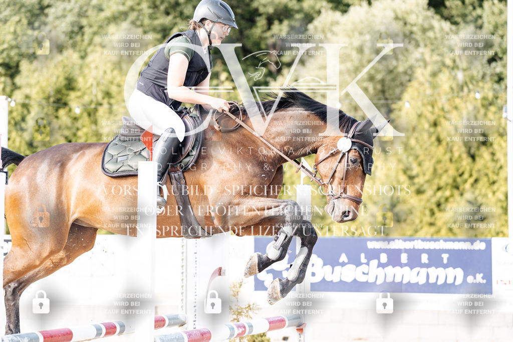 CK906283 | Turnierfotografie Pferdefotografie Trier Rheinland-Pfalz Pferdesport Reitsport Tierfotografie Sportfotografie Pferdevideo Pferdevideografie Equestrianvideography equestrianphotography  - Realisiert mit Pictrs.com