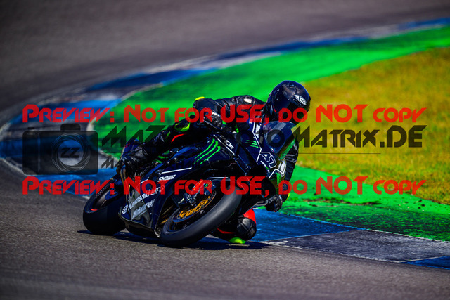 MaZZes_FotoMatrix_240520_6007705_5768 | WEISS