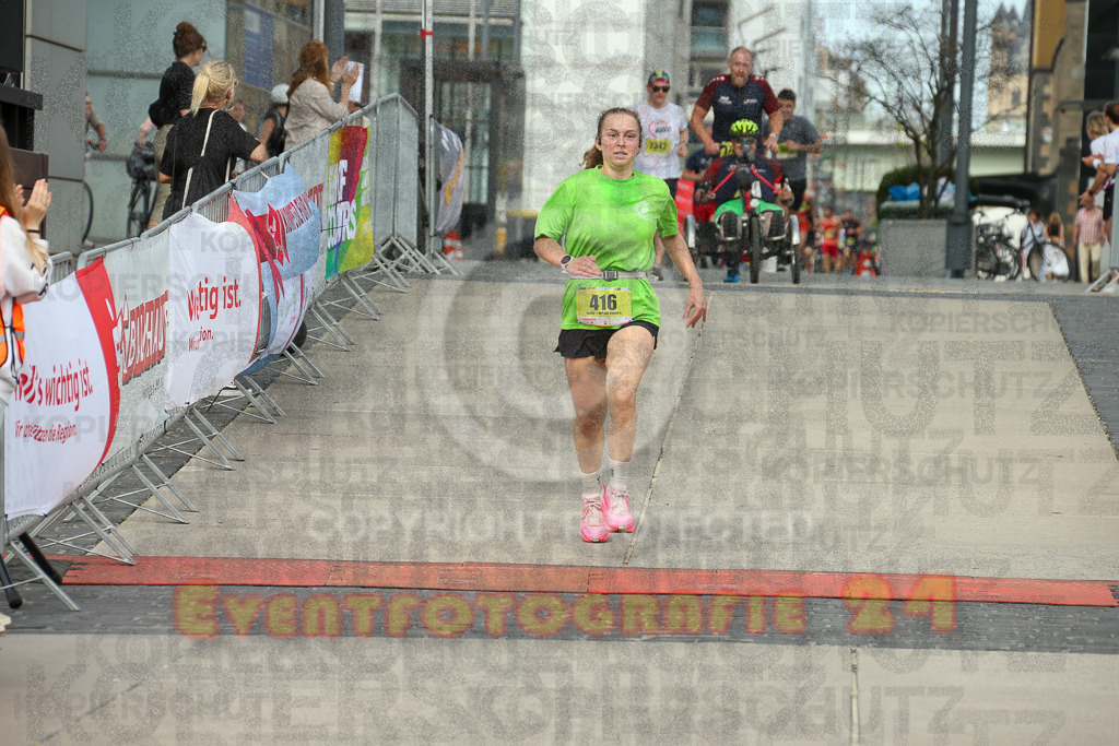 250920_1323_EX1_4235 | Sportfotografie im Rhein-Sieg Kreis, Köln, Bonn, NRW, Rheinland Pfalz, Hessen, etc. Unser Tätigkeitsfeld umfasst den Laufsport vom Volkslauf über den Marathon, Duathlon, Triathon bis zum Ultralauf wie Kölnpfad Ultra oder Schindertrail.