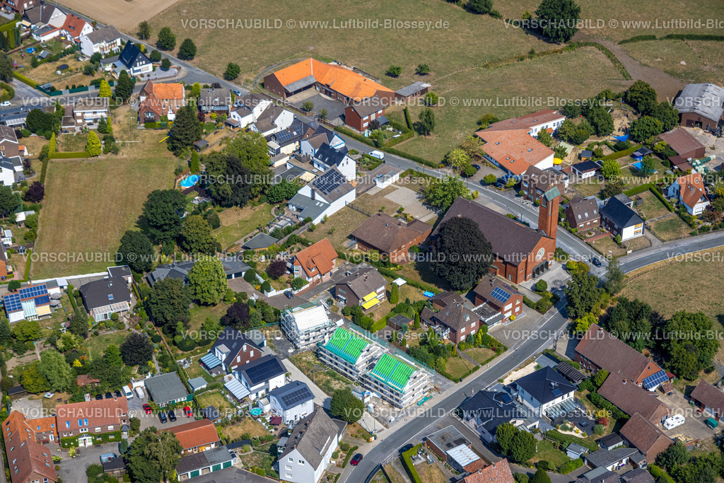 Hamm220810007Rhynern | Luftbild, Katholische Kirche Zur Heiligen Familie in Westtünnen, Baustelle mit Neubau Wohnhäuser in der Von-Thünen-Straße, Rhynern, Hamm, Ruhrgebiet, Nordrhein-Westfalen, Deutschland