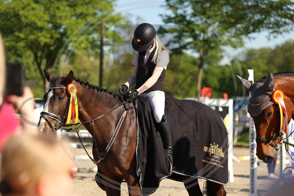 994A6200 | sabrinanicolaifotografie - Realisiert mit Pictrs.com