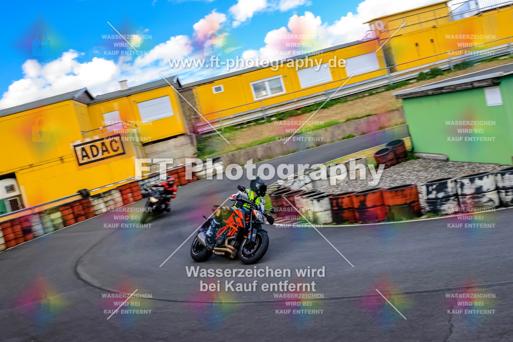 _OTO3913 | Hier findet Ihr Bilder von Touristenfahrten auf der Nürburgring Nordschleife oder von anderen Veranstaltungen die ich besucht habe. Viel Spass beim Durch Schauen 