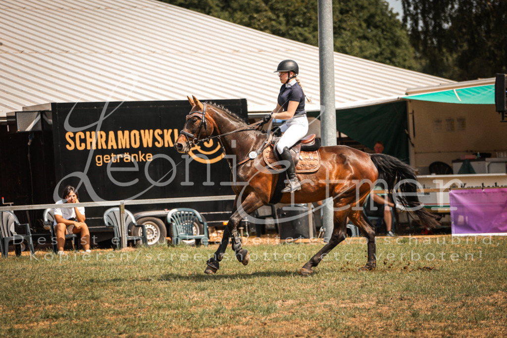 10.SaSpWB00185 | Leoni Ertmer Photography - Realisiert mit Pictrs.com