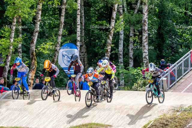BayBMX2026-06738 | Fotogalerie von Thomas Dettweiler mit Eventbildern und lizenzfreien Fotos. Perfekt als Wandbild, für Büro, Website oder private Nutzung. - Realisiert mit Pictrs.com