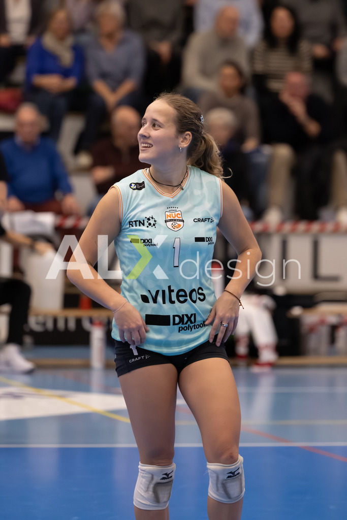 Volleyball I Frauen I Saison 2025-2026 I Volleyball NLA | Women I Round 16 I VC Kanti Schaffhausen - Viteos NUC I 31.01.2026 | 1 Caroline Delley (CH) (Viteos NUC) – Libero - Realisiert mit Pictrs.com