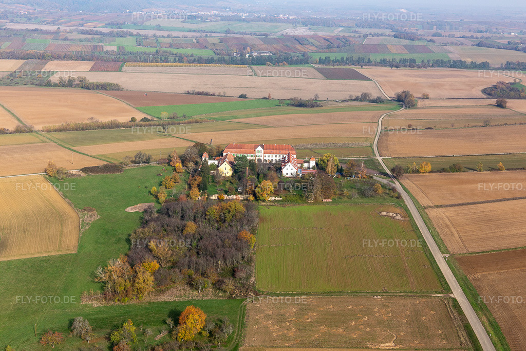 Luftbild: Werkstatt für verborgene Talente in Schweighofen im Bundesland Rheinland-Pfalz in Deutschland. Foto: IMG_123818.jpg vom 07.11.2020 durch Werner Riehm/FLY-FOTO.de
