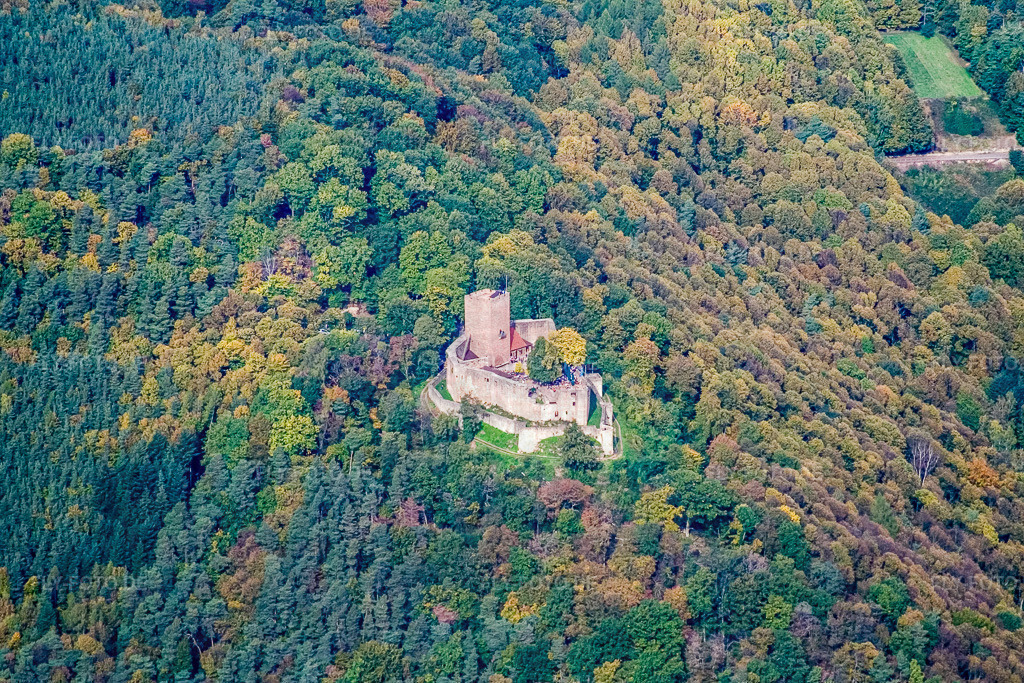 Ruine Landeck | Luftbild: Ruine Landeck in Klingenmünster im Bundesland Rheinland-Pfalz in Deutschland. Foto: IMG_4438.jpg vom 22.10.2006 durch Werner Riehm/FLY-FOTO.de - Realisiert mit Pictrs.com