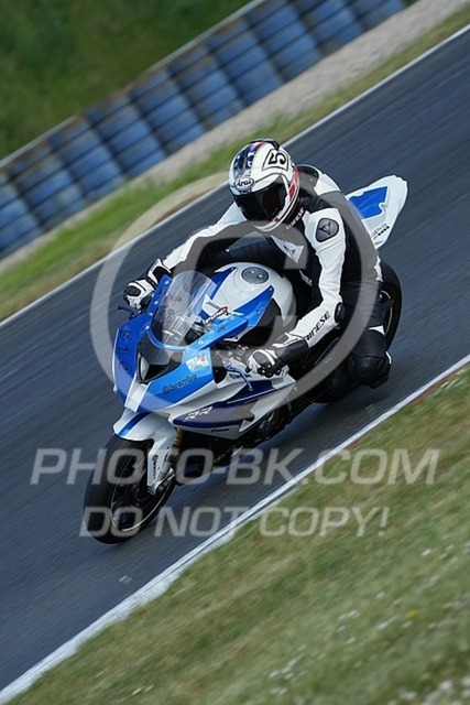 2025_05_12_PBK_13256 | Sportfotografie; SlowMotion; Video; Rennstrecke; Hafeneger; Speer; Racing; RSE; BMW; CBO; Trackday; Motorsportarena; Hockenheimring; Brno; Most; Barcelona; Valencia