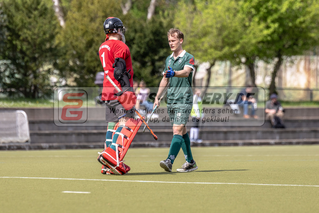 MJ_UHTC-RWK_13.04.2024-16 | Felix Damberger (Uhlenhorst Mülheim #1) & Michel Kammann (Uhlenhorst Mülheim #28), Uhlenhorst Mülheim - Rot-Weiß Köln am 13.4.2024 in der Waldstadion, Mülheim a.d.Ruhr