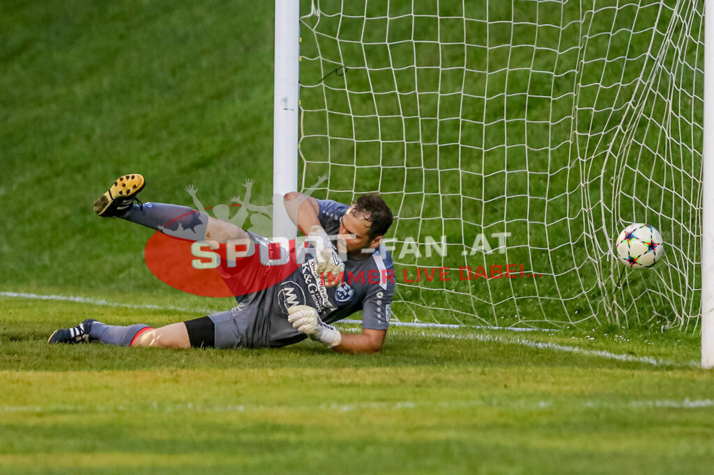 SV Feldkirchen - SC Launsdorf 2-1, Unterliga Ost | Herbert Tammer (SC Launsdorf #1) SV Feldkirchen - SC Launsdorf 2-1 am 23.08.2023 in Feldkirchen
(Modehaus NIMO Arena), Austria, (Photo by Ernst Krawagner sport-fan.at) - Realisiert mit Pictrs.com