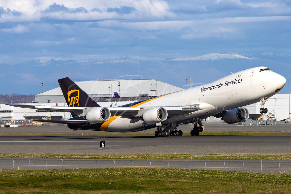 2N8A7252 | Buy high-quality aviation and travel photography prints by professional photographer Timo Breidenstein. Authentic images, professionally printed, worldwide shipping. - Realisiert mit Pictrs.com