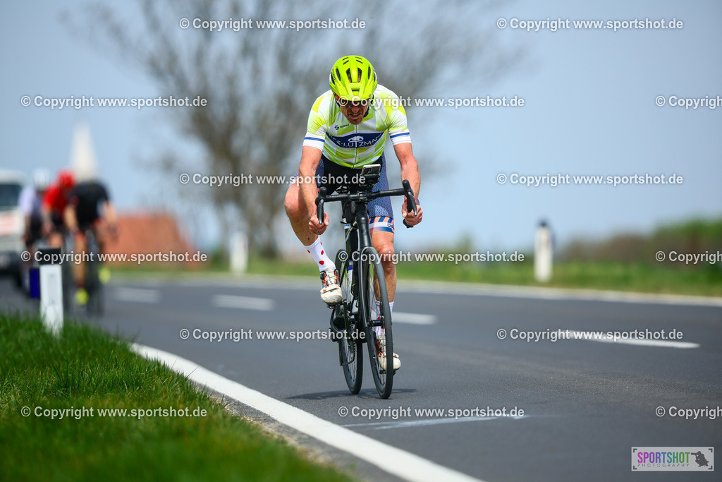 476_TRA56614 | Neusiedlersee Radmarathon 2026@sportshot_your_pictrs #yourpictures#roadtowm2029 #nrm #neusiedlerseeradmarathon #neusiedlersee #neusiedlerseetourismus #burgenland #mörbisch #nrm26 #burgenlandtourismus #voglundco #poweredbyburgenlandtourismus #radsport #rad #marathon #ucigranfondo #visitburgenland #ucigranfondoworldseries