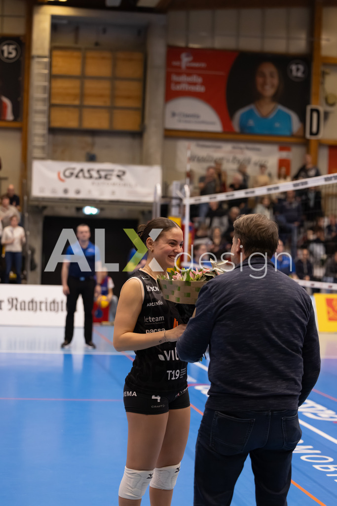 Volleyball I Frauen I Saison 2025-2026 I Volleyball NLA | Women I Round 16 I VC Kanti Schaffhausen - Viteos NUC I 31.01.2026 | 4 Milz Sara (CH) (Viteos NUC) – Zuspiel - Realisiert mit Pictrs.com