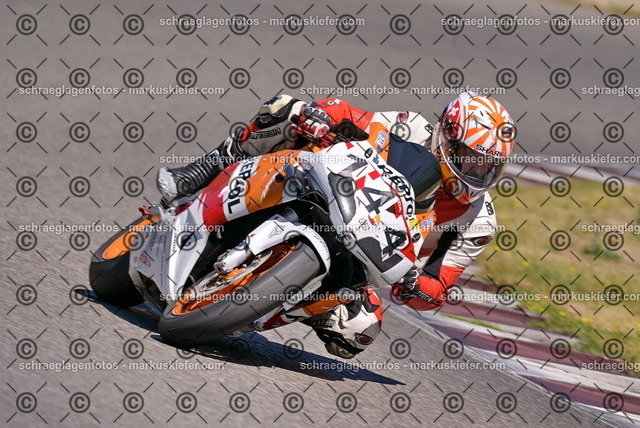 26bt04-0835 | markuskiefer.com - Realisiert mit Pictrs.com