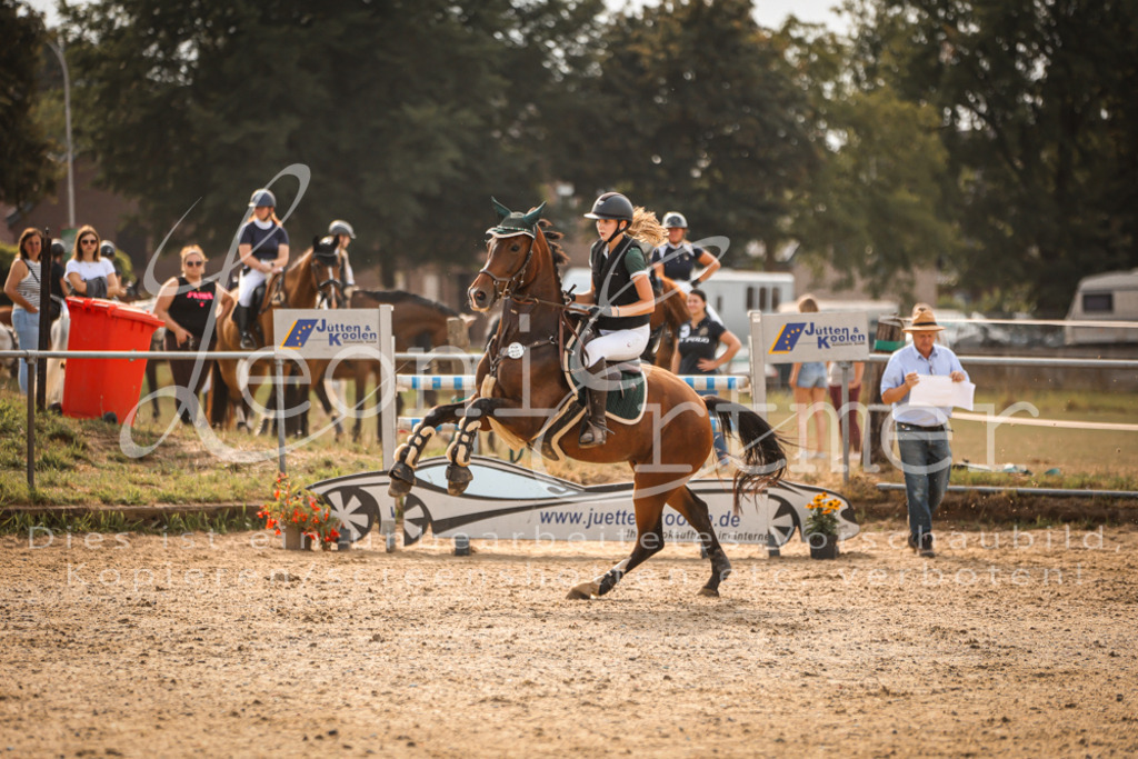 29.SaSpL00237 | Leoni Ertmer Photography - Realisiert mit Pictrs.com