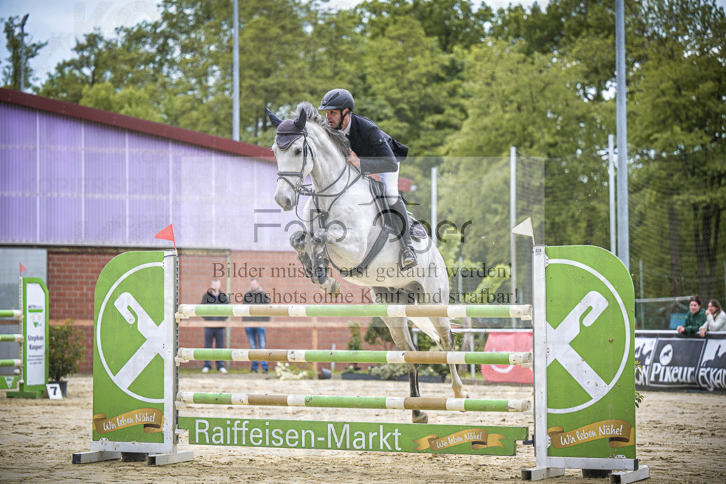 DOS_1377 | Entdecke hochwertige Reitturnierfotos von Foto Oger. Professionell, emotional und authentisch – jetzt Lieblingsmomente im Shop bestellen.Deutschlandweite Turnierfotografie. - Realisiert mit Pictrs.com