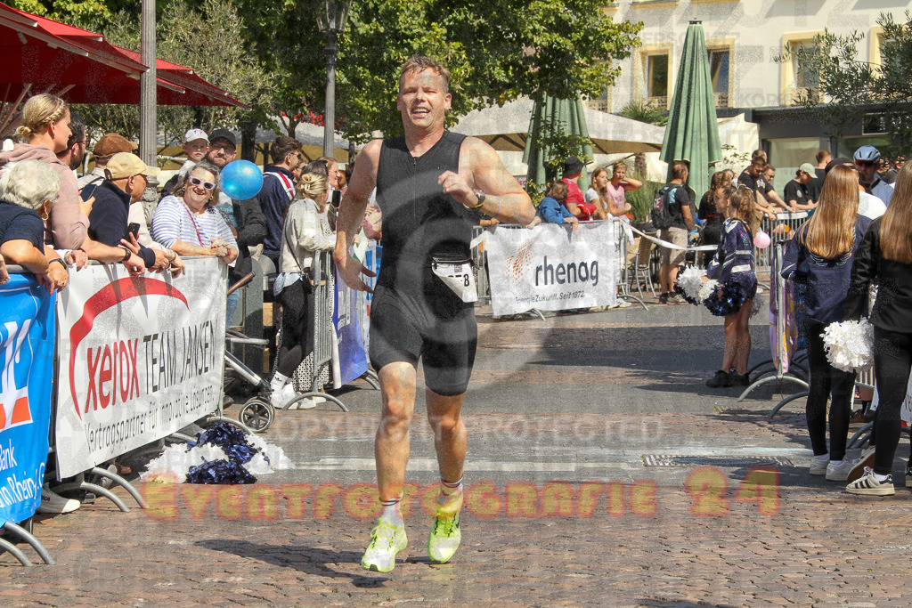 250824_1441_EV4_2085 | Sportfotografie im Rhein-Sieg Kreis, Köln, Bonn, NRW, Rheinland Pfalz, Hessen, etc. Unser Tätigkeitsfeld umfasst den Laufsport vom Volkslauf über den Marathon, Duathlon, Triathon bis zum Ultralauf wie Kölnpfad Ultra oder Schindertrail.