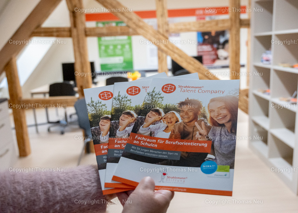 LFS_Strahelmann_Fotografie-Thomas-Neu-61 | bbe, Bensheim, Liebfrauenschule, Strahlemann Talent Company hier die dafür neusanierten Räume unter dem Dach der Schule, Bild: Thomas Neu