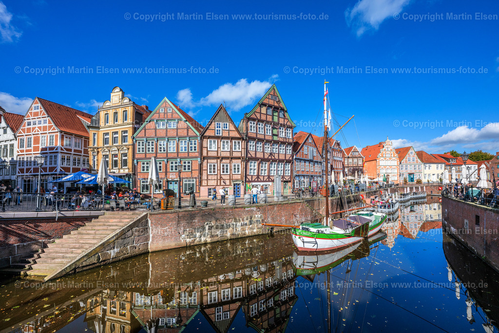 Stade Fischmarkt Hafen Wasser West Ponton Ever Willi Herbst_ELS_7917041026 | Fotos aus den Touristenorten aus Norddeutschland. - Realisiert mit Pictrs.com