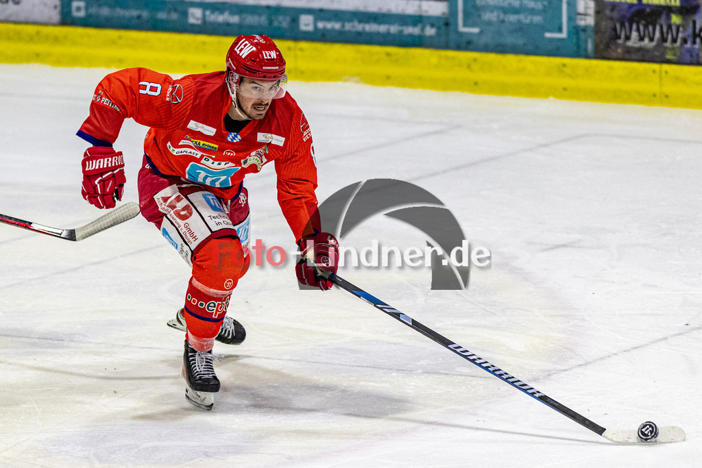 EC Peiting vs Deggendorfer SC | Eishockey Oberliga Süd 2023/2024, EC Peiting vs Deggendorfer SC, 20231119,
Felix BRASSARD (ECP 8) in Aktion,
2023-11-19 in Peiting (Eisstadion)
8 Felix BRASSARD (ECP 8)
Copyright: WolfgangxLindner foto-lindner.de