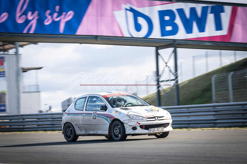 19_230225-26_25 | gis-fotografie