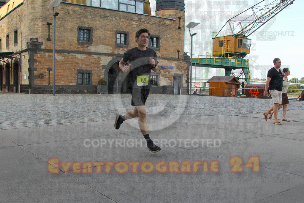 250920_1510_EV4_8198 | Sportfotografie im Rhein-Sieg Kreis, Köln, Bonn, NRW, Rheinland Pfalz, Hessen, etc. Unser Tätigkeitsfeld umfasst den Laufsport vom Volkslauf über den Marathon, Duathlon, Triathon bis zum Ultralauf wie Kölnpfad Ultra oder Schindertrail.