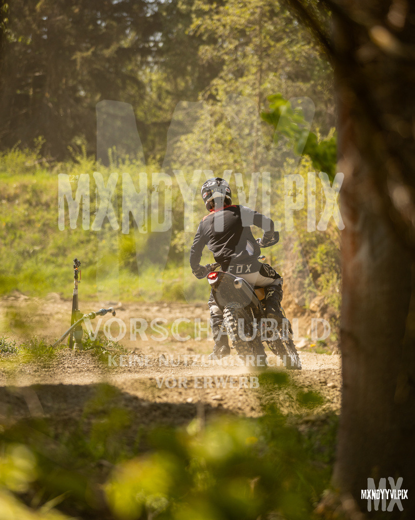 866A4956 | mxndyyvipix