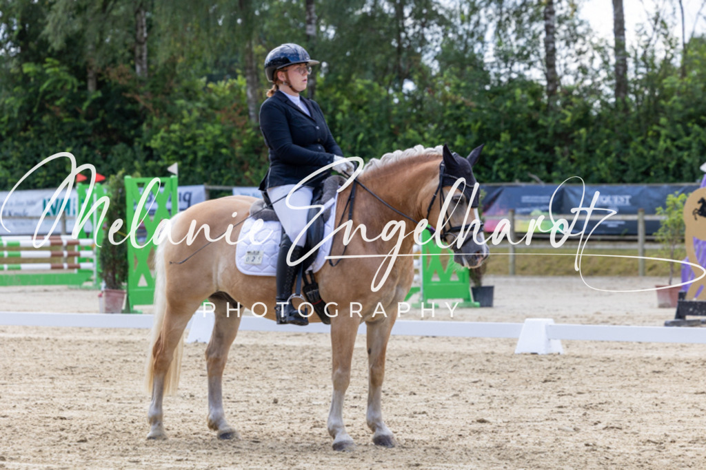 7I8A4120 | melanie-engelhardt-photography - Realisiert mit Pictrs.com