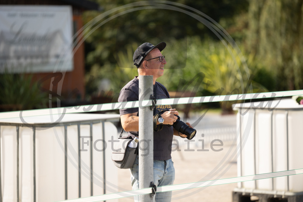 994A1559 | sabrinanicolaifotografie - Realisiert mit Pictrs.com