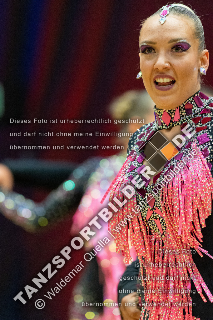20230114-02046 | Hier finden Sie Tanz Bilder vom Latein und Standard Formationen tanzen. Sportbilder vom Tanzsport. Schöne Fotos und von Weltmeisterschaft, Europameisterschaft, Bundesliga, Regionalliga, Oberliga und Landesliga sowie von GOC Stuttgart, DanceComp, WM Bremen