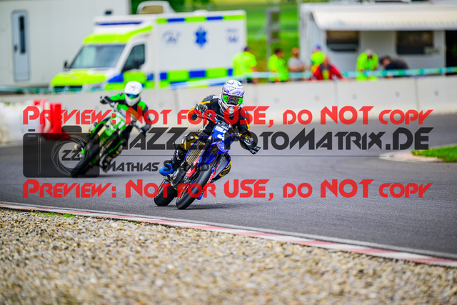 MaZZes_FotoMatrix_240609_6007705_6137 | YOUNGSTER