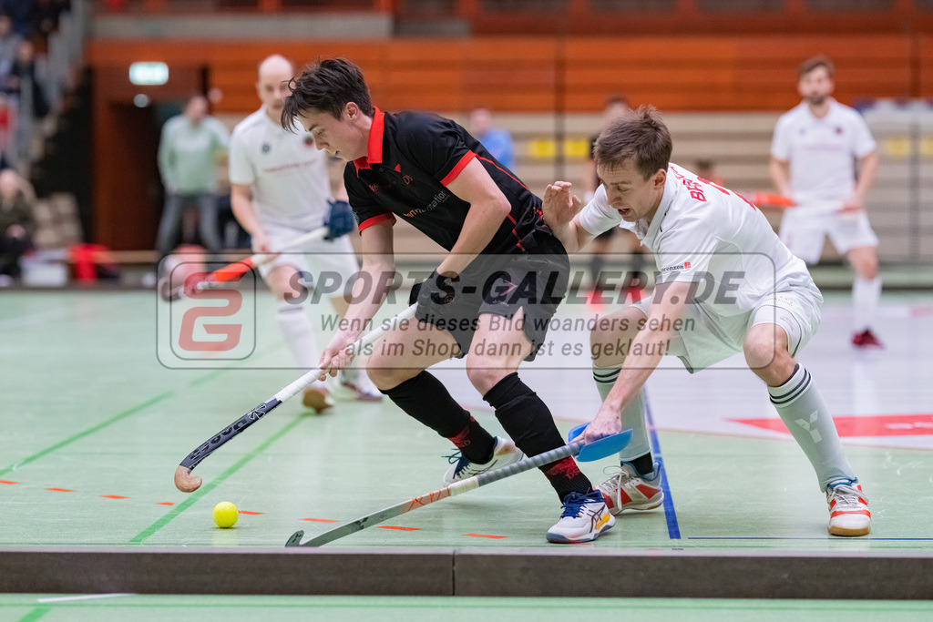 HK_20230113_102804 | 1. Bundesliga ( Halle ) Herren Crefelder HTC - DSD Düsseldorf am 13.1.2023 Crefelder HTC  ( CHTC ) Halle Glockenspitz , Krefeld , Breucker Julius ( Crefelder HTC #2 ) , Lukas Muth ( DSD Düsseldorf #7 )