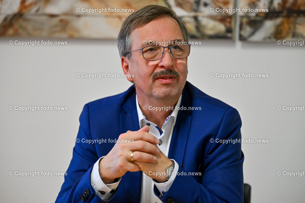 Ernst Wiesinger_ Spartenobmann Handel WKO Ooe_ 12.12.2023_-23 | 12.12.2023, Linz, AUT, Wirtschaftskammer Oberoesterreich, WKO, Handel, im Bild Ernst Wiesinger (Spartenobmann Handel WKO Ooe)