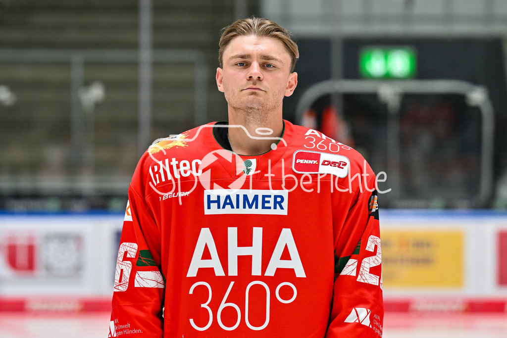 Augsburger Panther 2025/26 | im Bild Alexander BLANK (Augsburger Panther 26) / Einzelfoto / Freisteller / Media Day Augsburger Panther: Curt-Frenzel Stadion am 06.08.2025