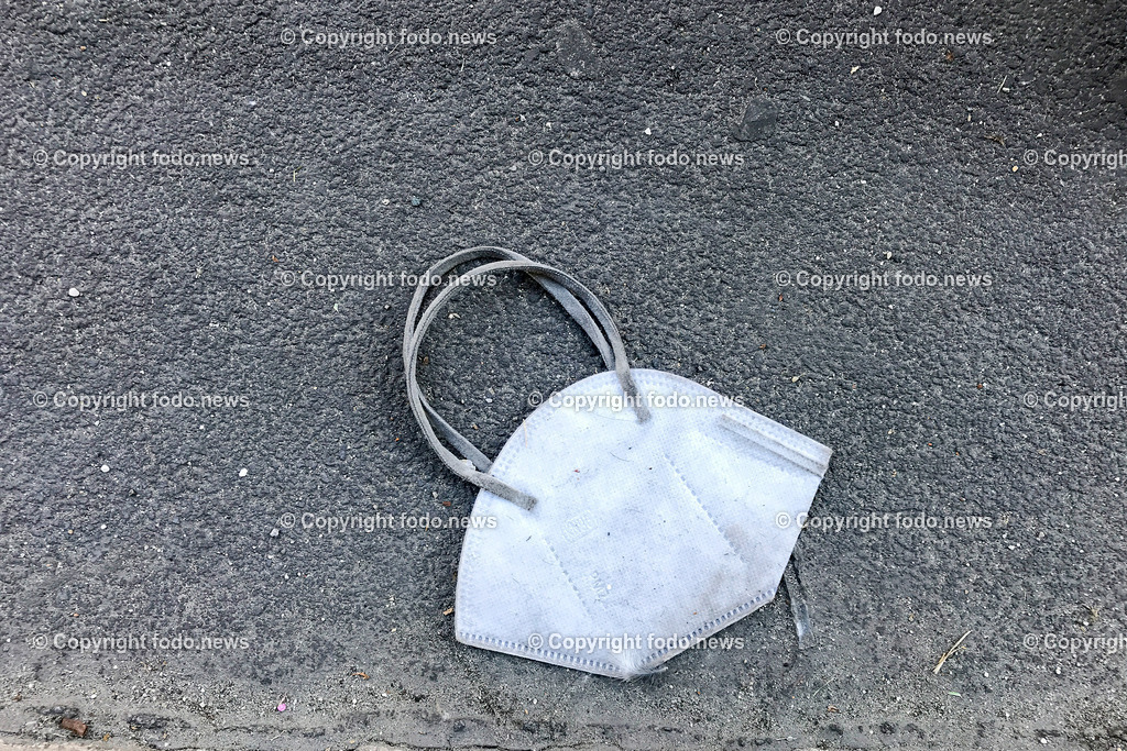 Corona_ 5 Jahre Covid Lockdown_ 15.03.2025-75 | 15.03.2025, Linz, AUT, Corona, 5 Jahre Covid Lockdown, im Bild Stadtansichten, Themenbild, Maske, Strasse, weggeworfen, Schutz, SARS, Virus