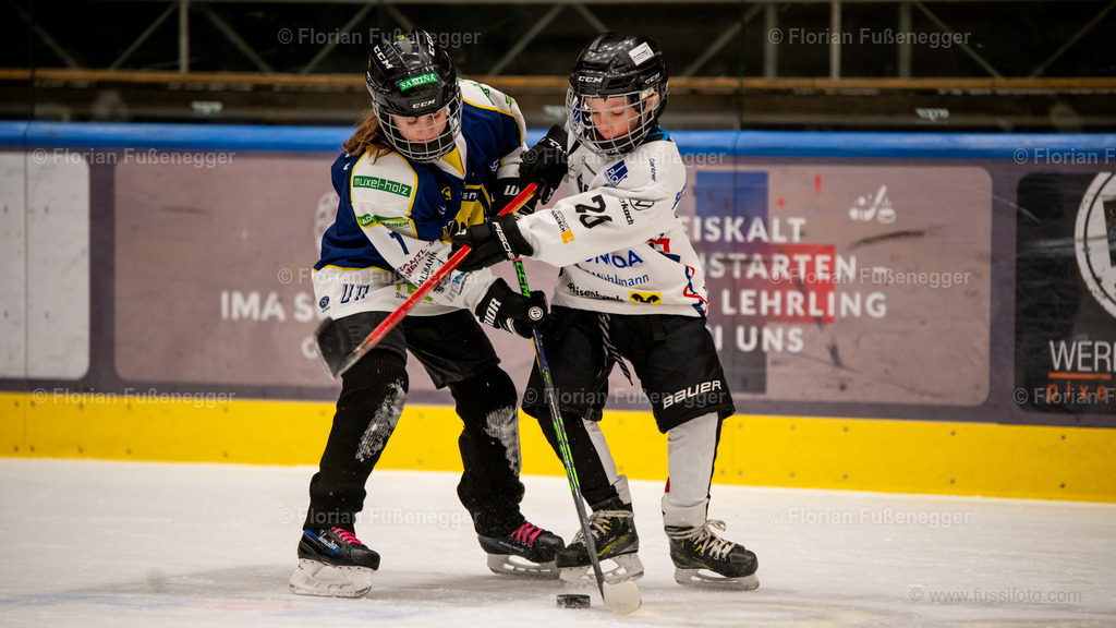 2025-03-23-U9-Turnier-Durnbirn-051 | "Fussifoto.com – Ihr Ansprechpartner für hochwertige Fotografie! Entdecken Sie kreative Bilder und professionelle Dienstleistungen. Kontaktieren Sie uns für Ihre Projekte!"