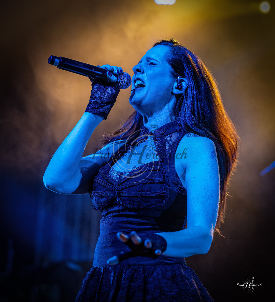 A Night In Temptation 07.02.2026 Geiselwind  | Frank Herberich Fotografie, Frank Herberich, Fotografie, Hochzeit, Portrait, St. Peter Ording, Ording, Westerhever, Nordsee, Frank Fotografie, Hardheim,  Odenwald,Walldürn, Band,Eventfotografie - Realisiert mit Pictrs.com